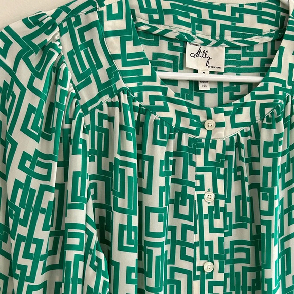 An Original Milly Of New York 100% Silk Blouse Green White Geometric 3/4 Sleeves - Picture 2 of 6